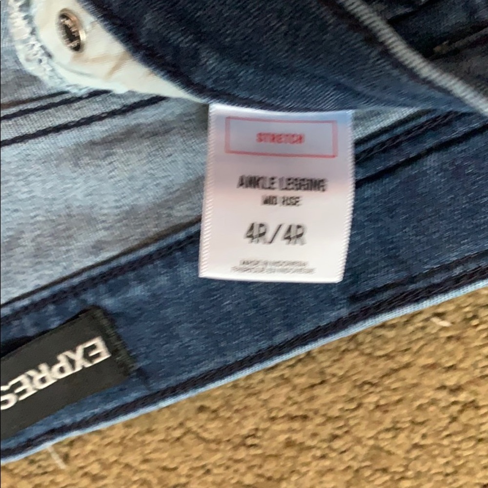 Jeans - Picture 4 of 4